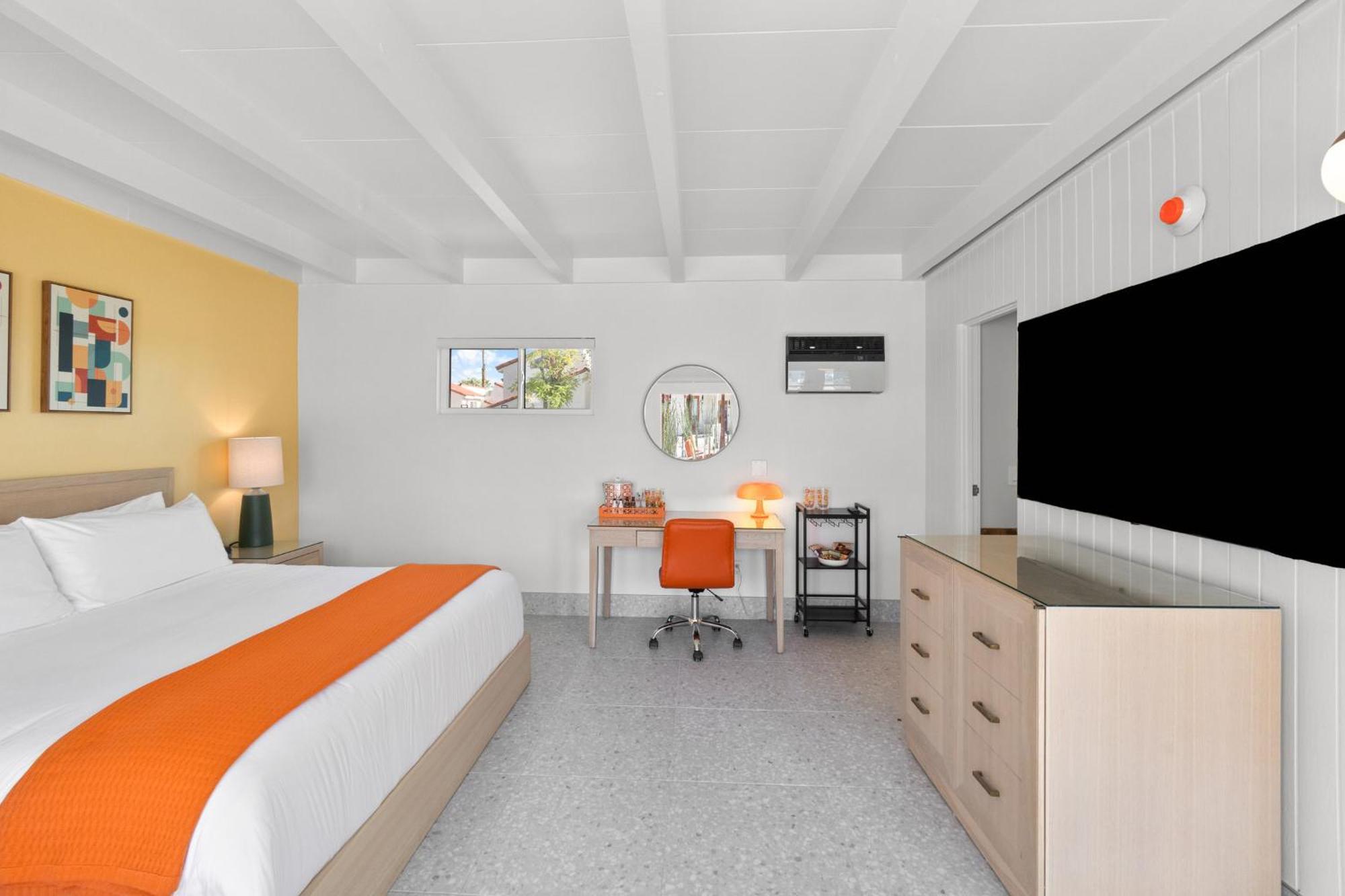 Mojave Resort - Adults Only بالم ديزرت المظهر الخارجي الصورة