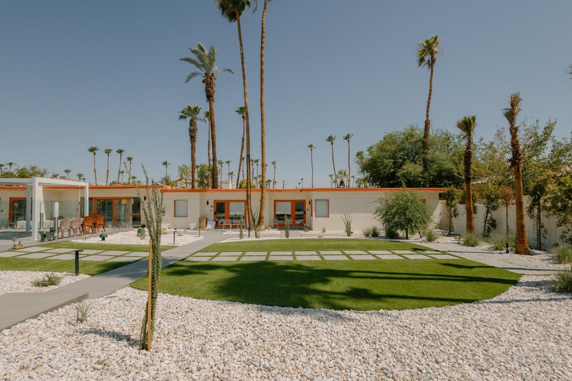 Mojave Resort - Adults Only بالم ديزرت المظهر الخارجي الصورة