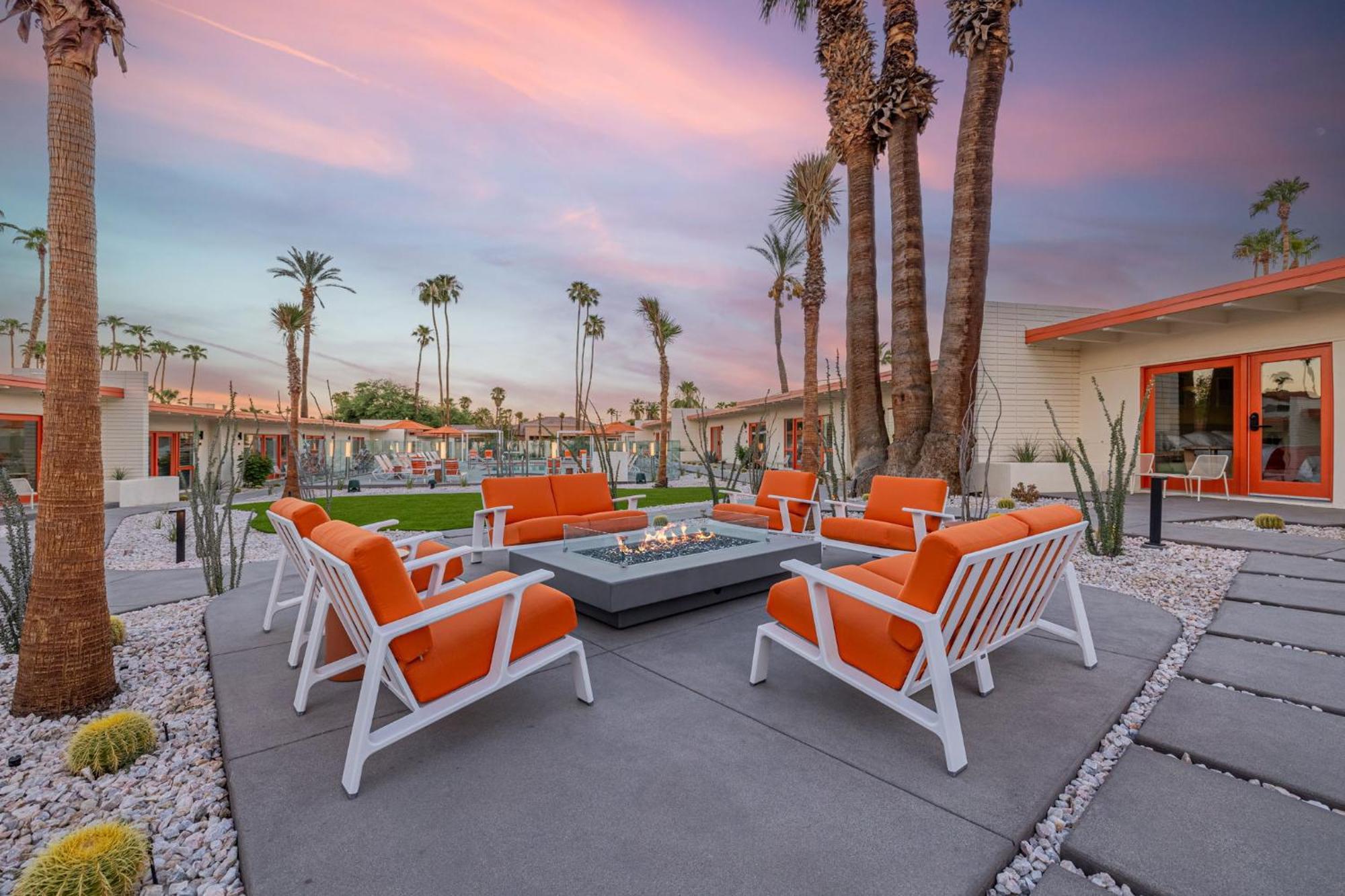 Mojave Resort - Adults Only بالم ديزرت المظهر الخارجي الصورة